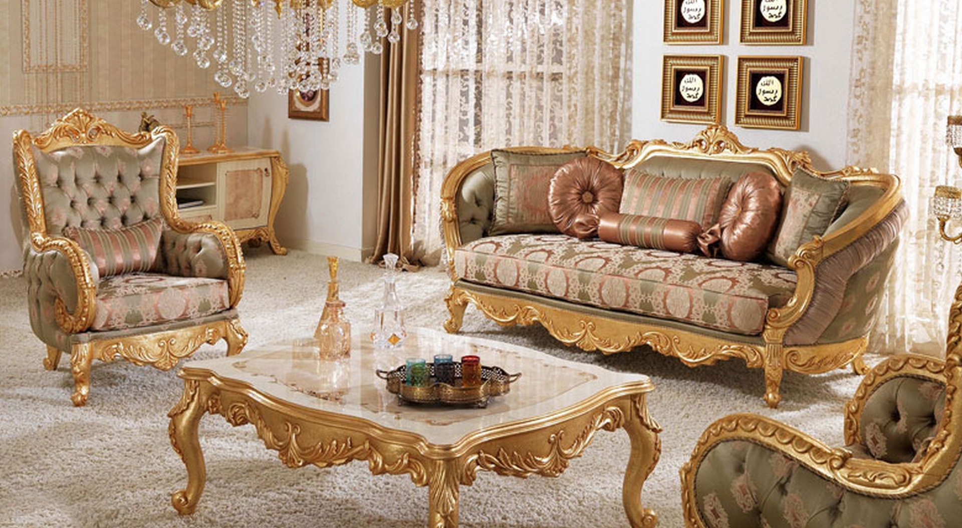 چیدمان مبل سلطنتی