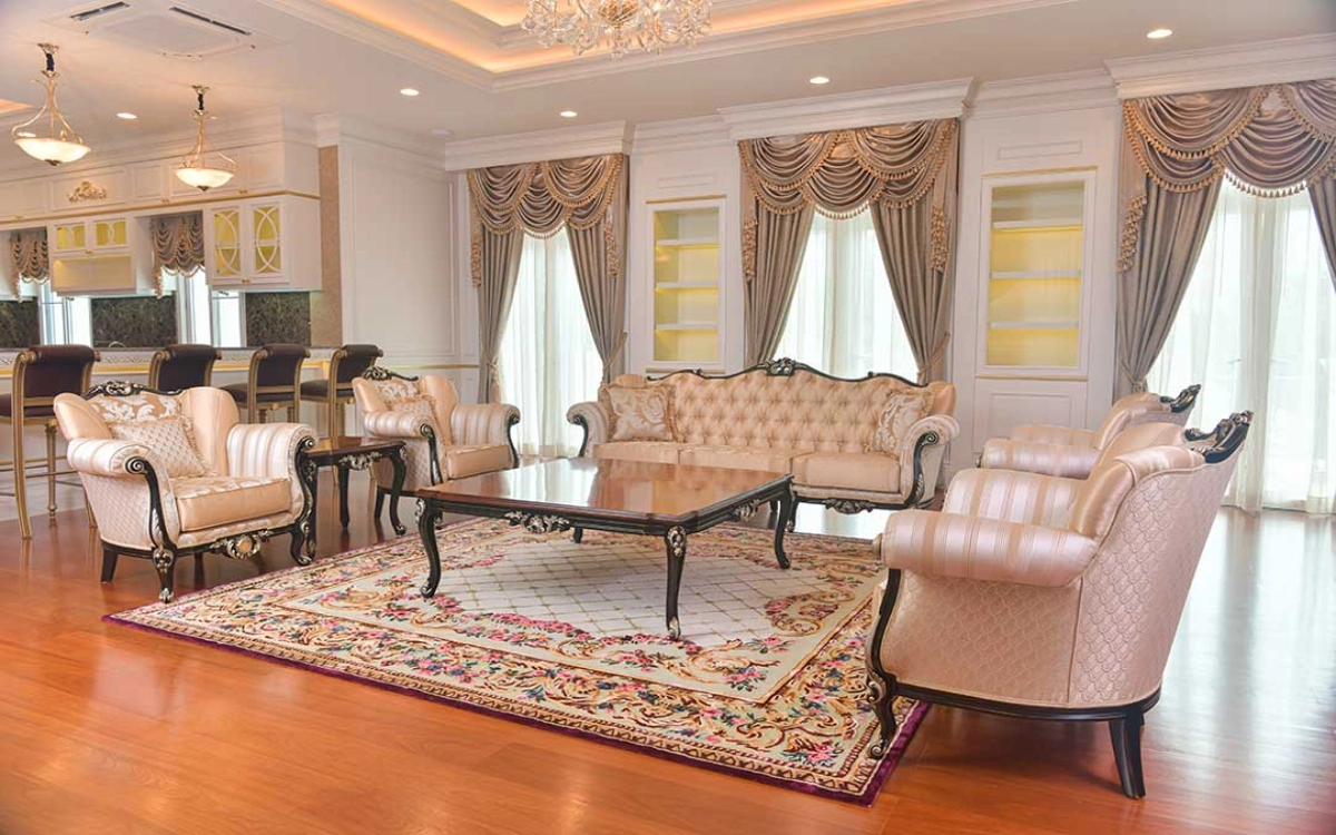 مبل سلطنتی رسمی