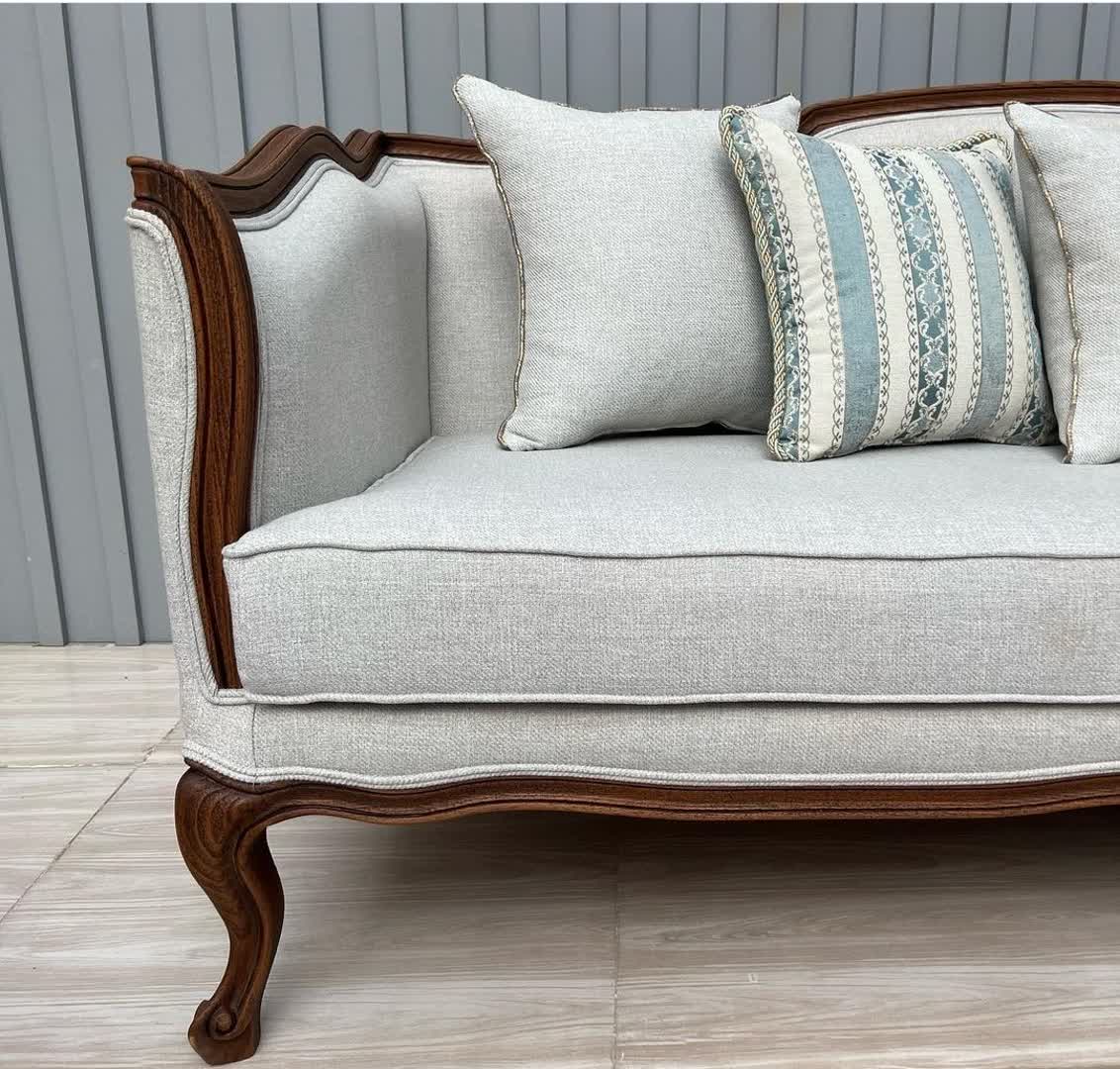 ویژگی مبل فرانسوی