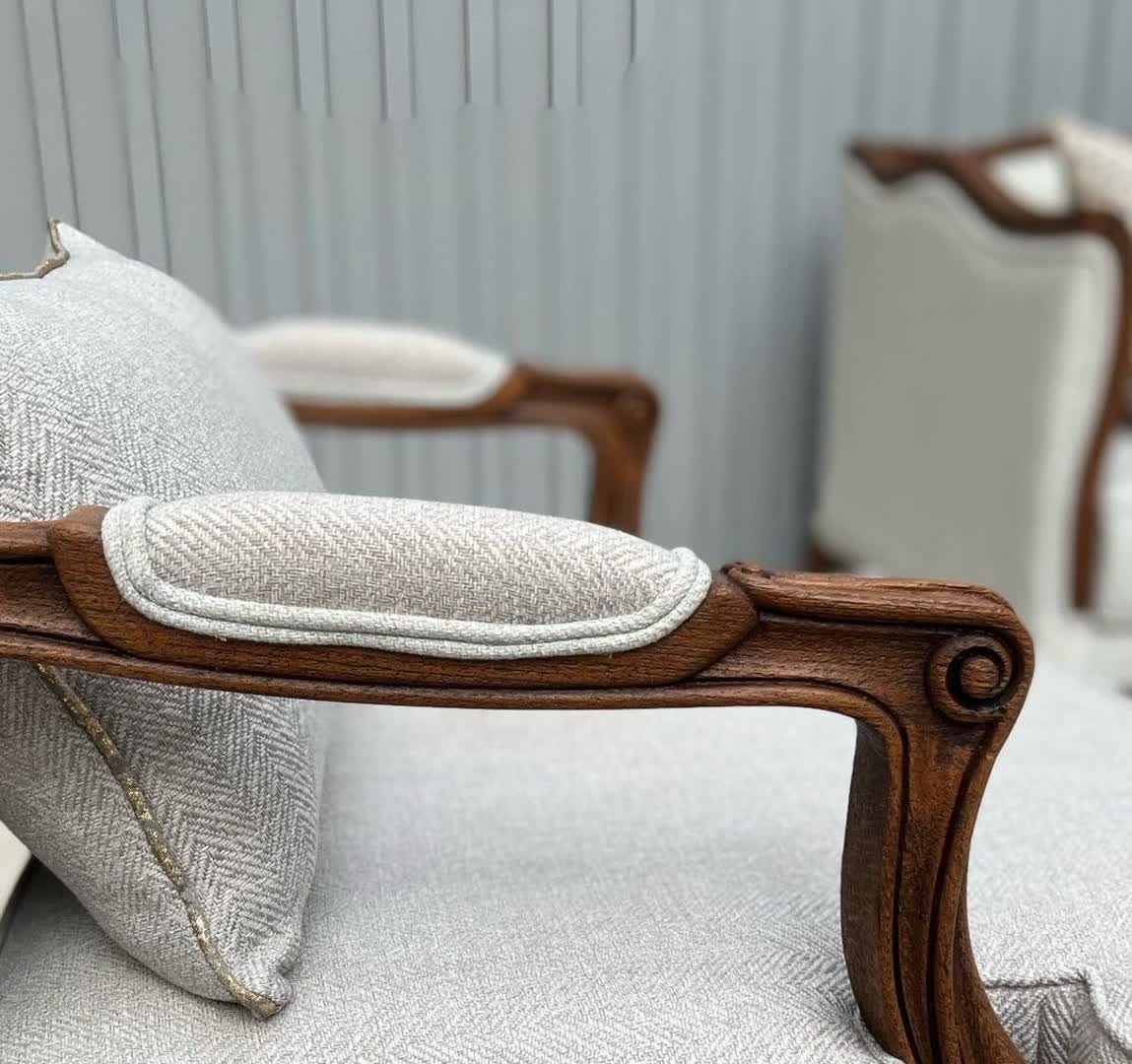 مبل کلاسیک فرانسوی لوئی