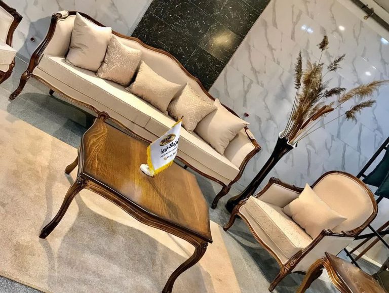 ویزگی مبل فرانسوی