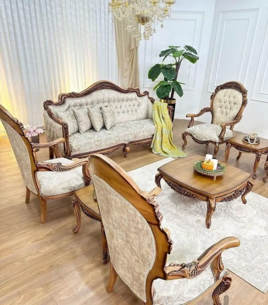 مبل کلاسیک مدل گاندو 7 نفره