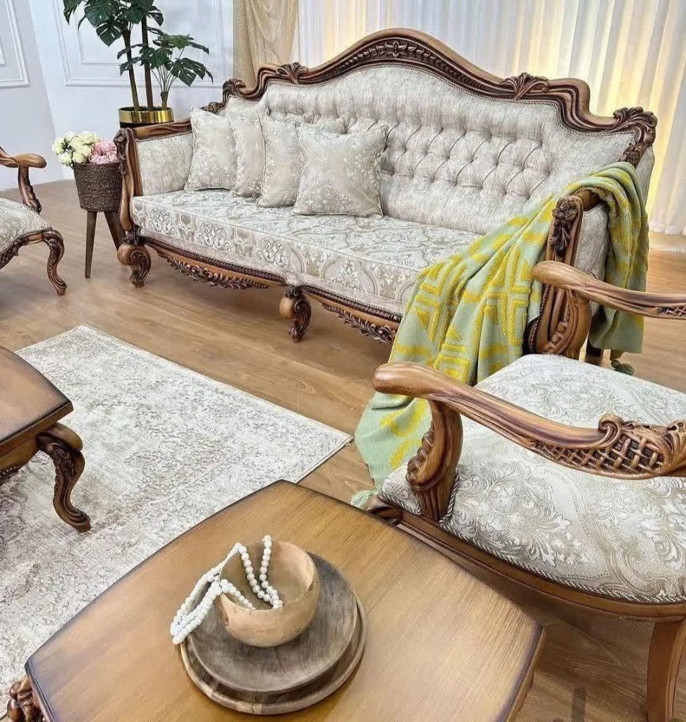 مبل کلاسیک مدل گاندو