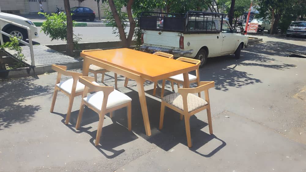 میز ناهارخوری مدرن
