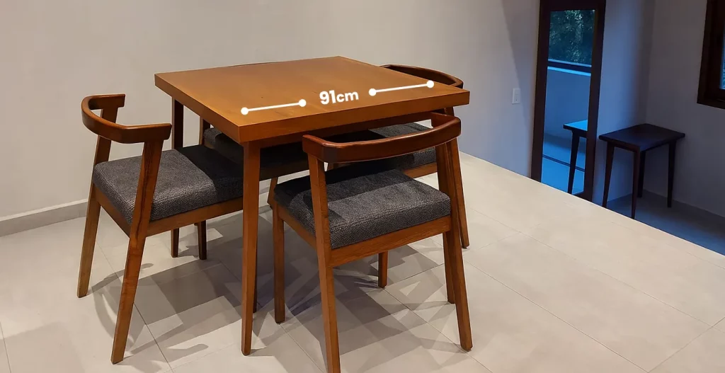 ابعاد میز ناهار خوری مربع