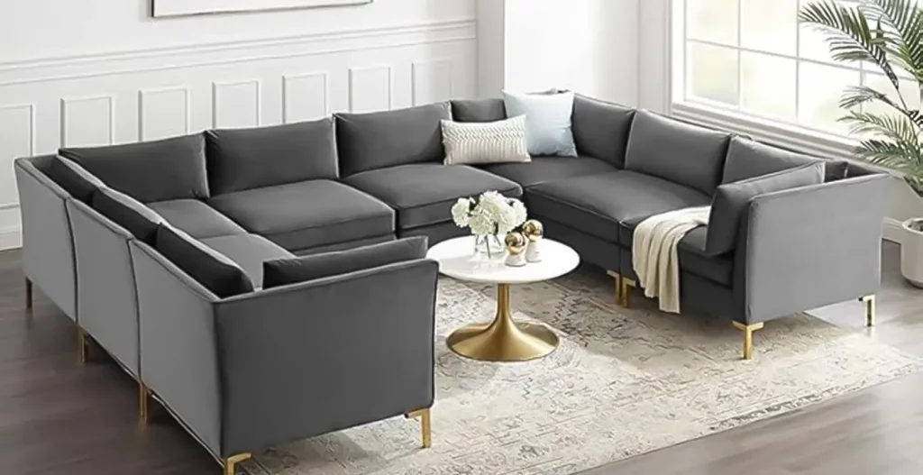 چیدمان مبل راحتی ۸ نفره در سبک مدرن