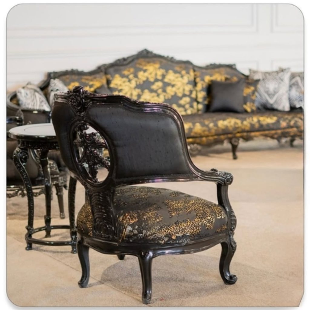 مبل کلاسیک مدل امپریال