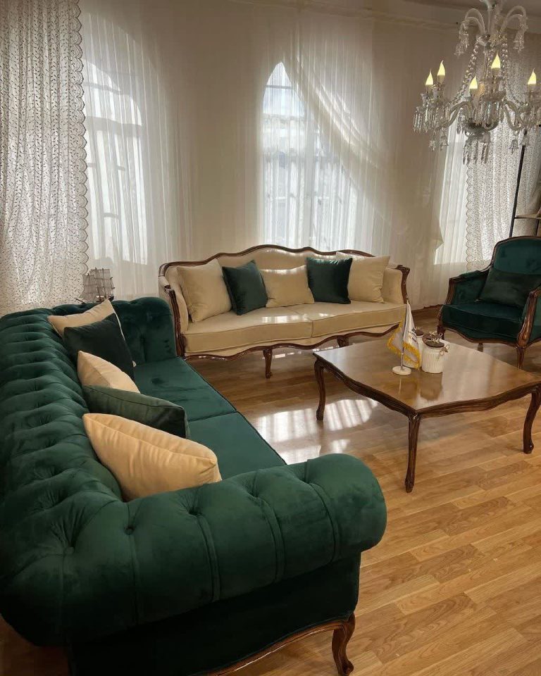 مبل کلاسیک چستر فرانسوی کیمیا 8 نفره